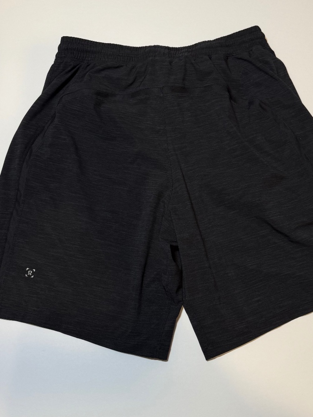 Lululemon Men's Pace Breaker Linerless Short Black Heather Size Large